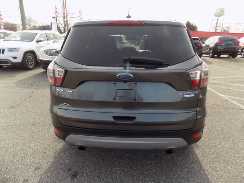2017 Ford Escape Titanium