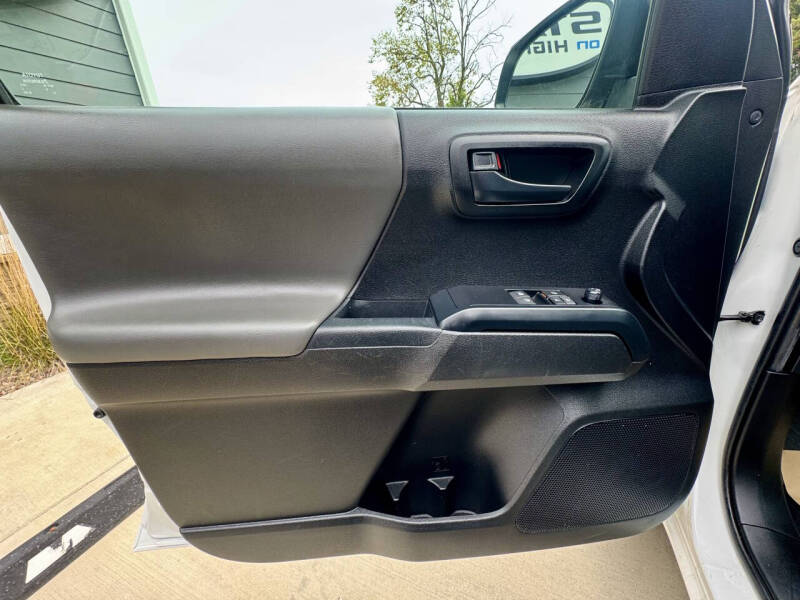 2021 Toyota Tacoma SR