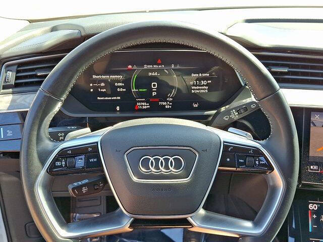 2021 Audi e-tron quattro Prestige