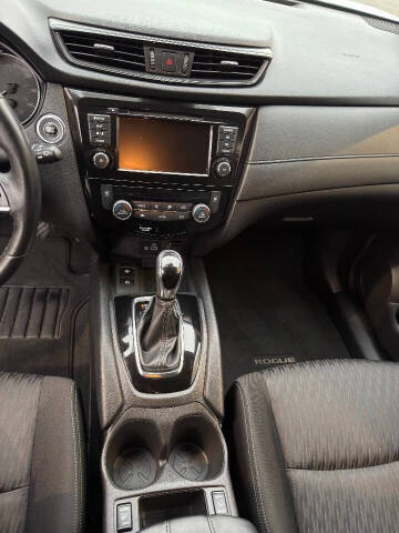 2019 Nissan Rogue SV