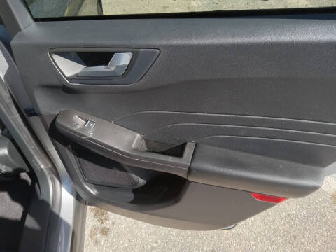 2021 Ford Escape Hybrid SE