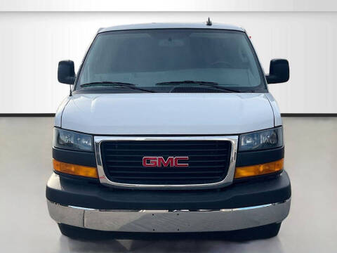 2025 GMC Savana 2500