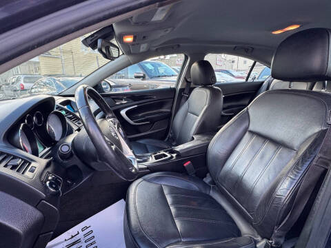 2012 Buick Regal Premium 1