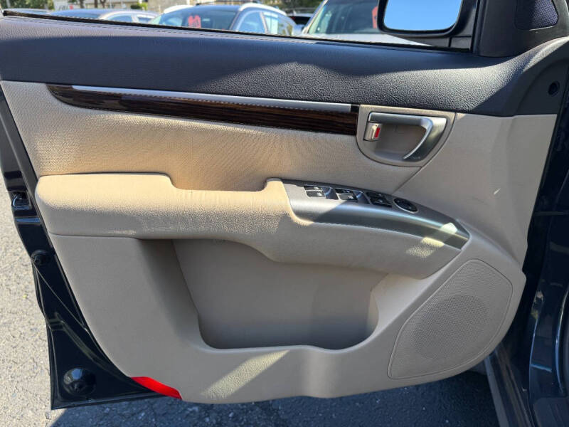 2012 Hyundai Santa Fe GLS