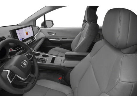 2025 Toyota Sienna XLE 7-Passenger