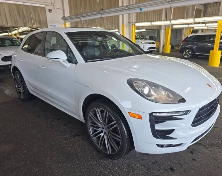 2016 Porsche Macan S