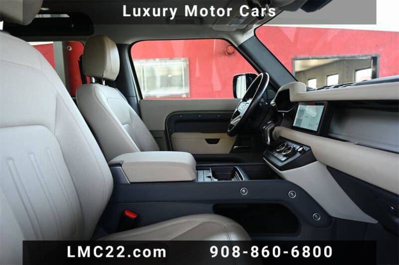 2021 Land Rover Defender 90 S