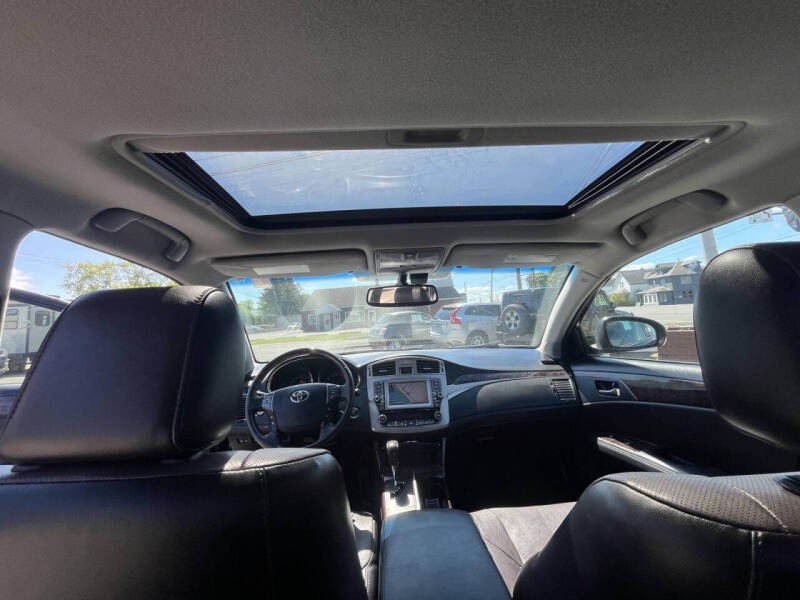 2011 Toyota Avalon Limited