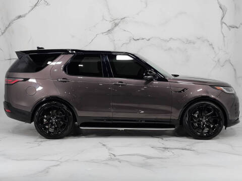 2024 Land Rover Discovery P300 Dynamic SE