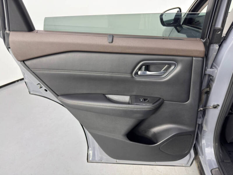 2022 Nissan Rogue Platinum