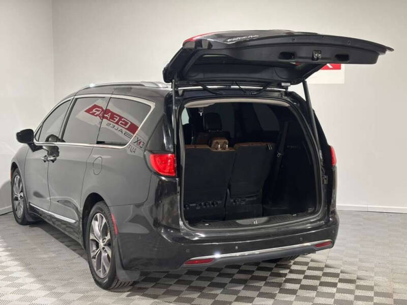 2017 Chrysler Pacifica Limited