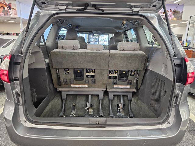 2015 Toyota Sienna L 7-Passenger