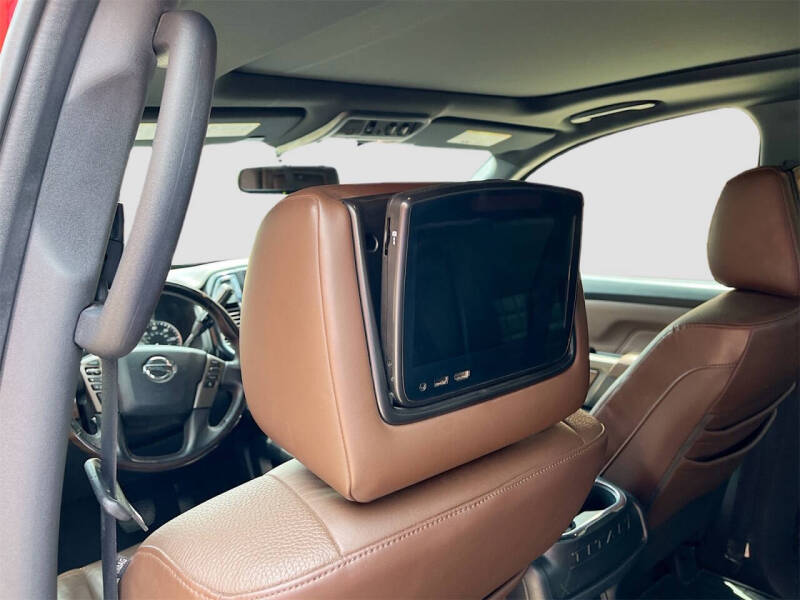 2021 Nissan Titan Platinum Reserve