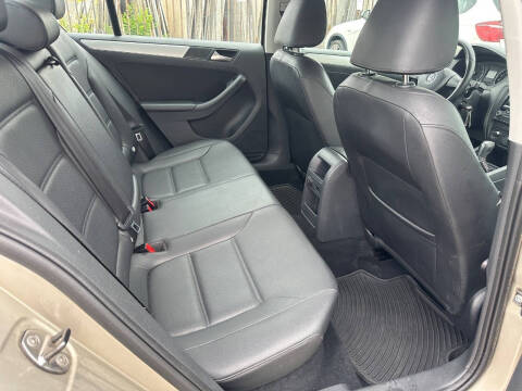 2013 Volkswagen Jetta SE