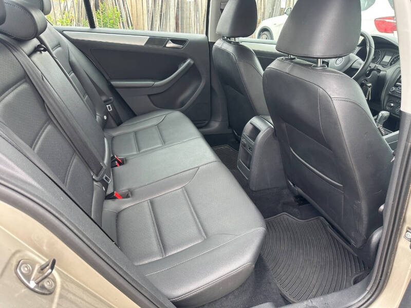 2013 Volkswagen Jetta SE