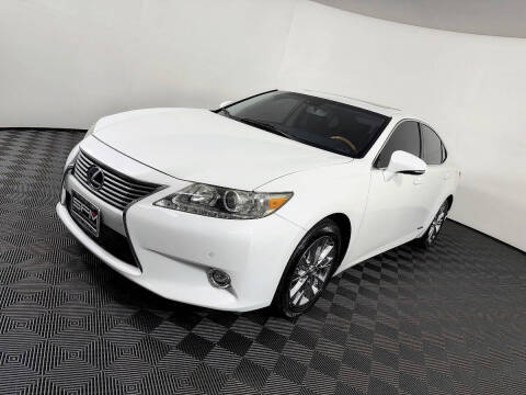 2014 Lexus ES 300h