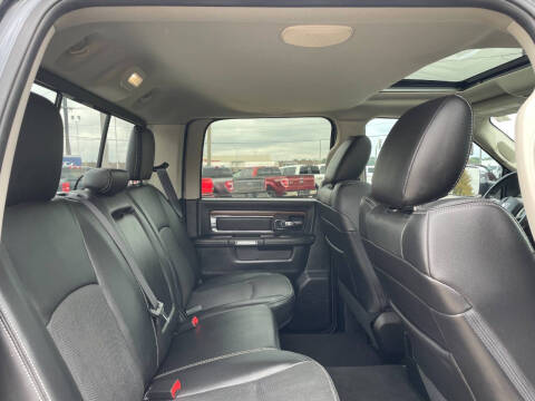 2016 RAM 3500 Laramie