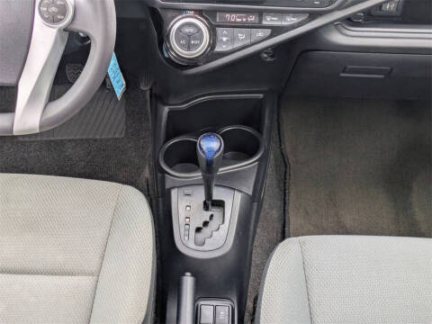 2015 Toyota Prius c Four