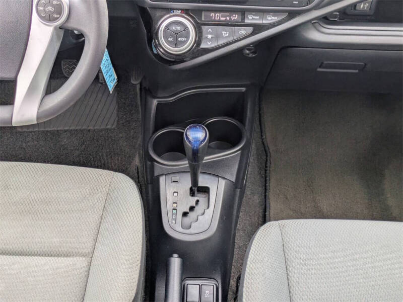 2015 Toyota Prius c Four