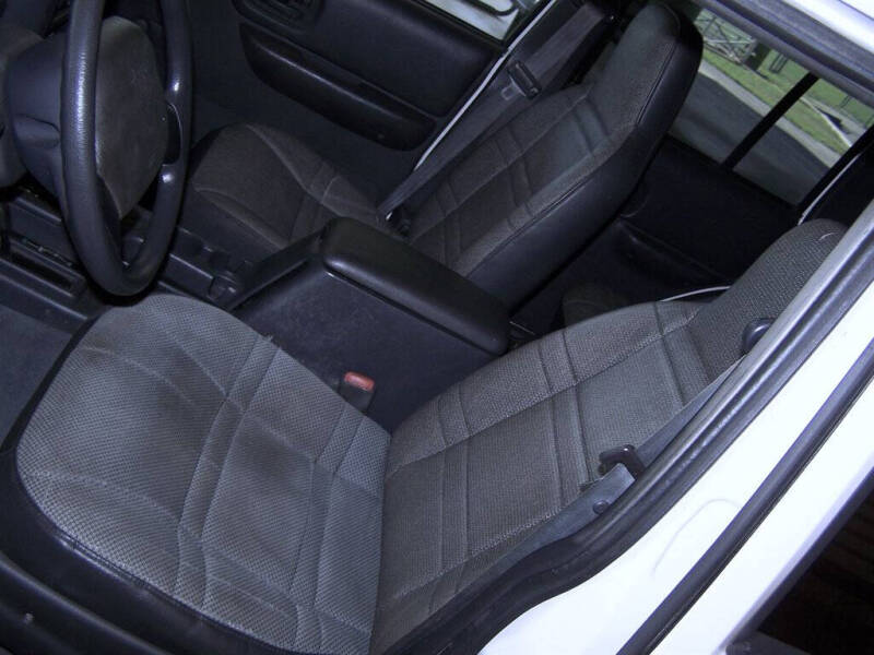 1999 Jeep Cherokee SE