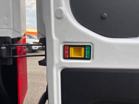 2025 Ford Transit 250