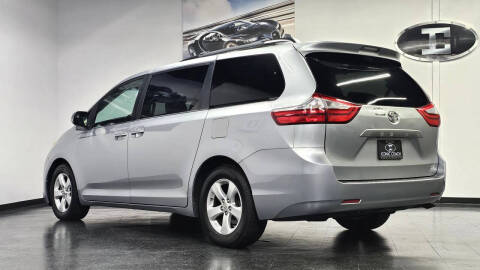 2016 Toyota Sienna