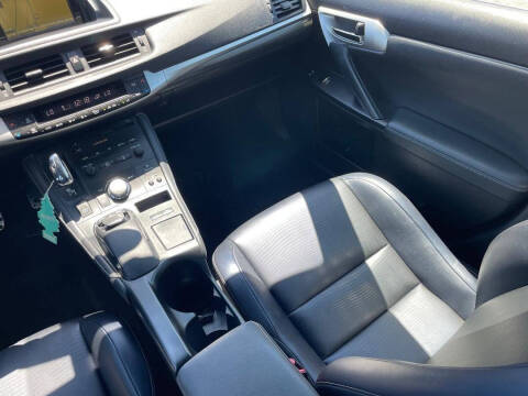 2012 Lexus CT 200h Premium