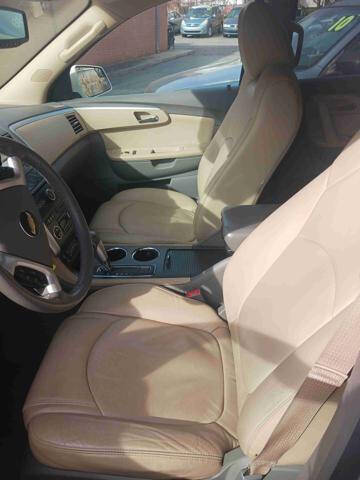 2011 Chevrolet Traverse LT