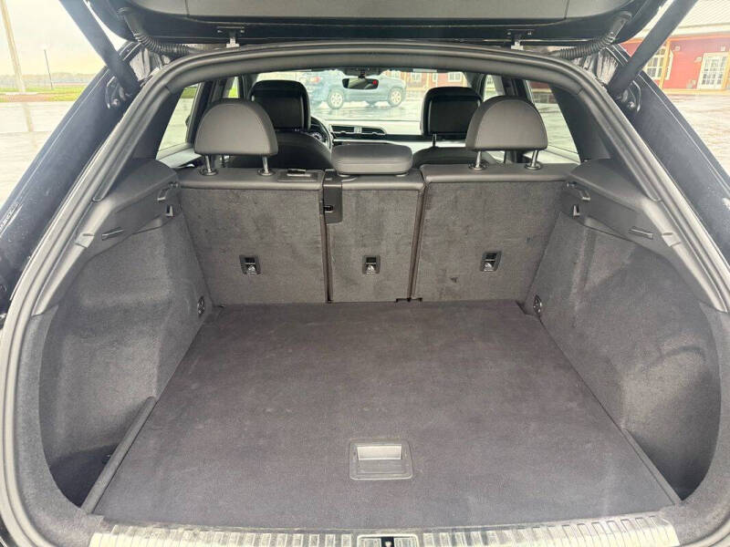 2021 Audi Q3 quattro S line Premium 45 TFSI