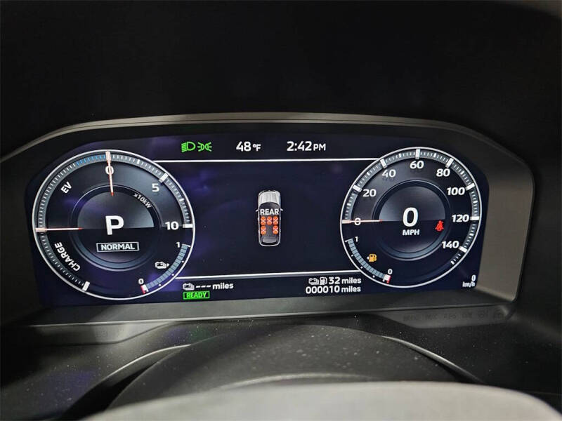 2025 Mitsubishi Outlander PHEV