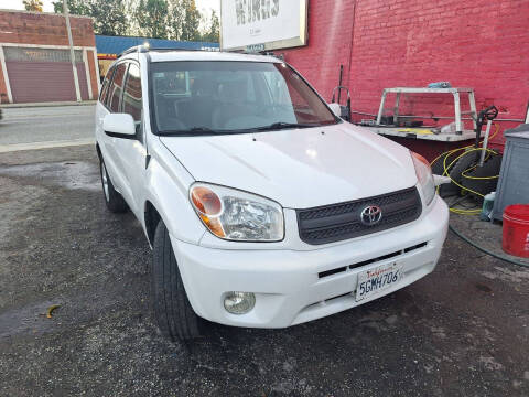 2004 Toyota RAV4