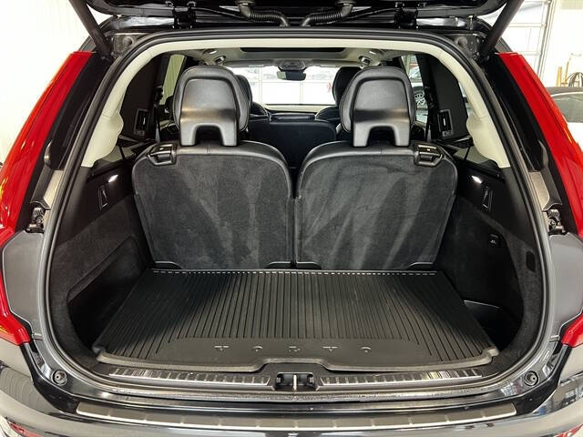 2023 Volvo XC90 B6 Plus Bright Theme 7P