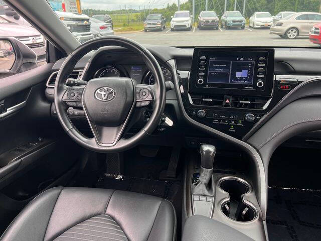 2024 Toyota Camry SE