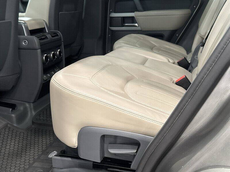 2022 Land Rover Defender 110 XS Edition