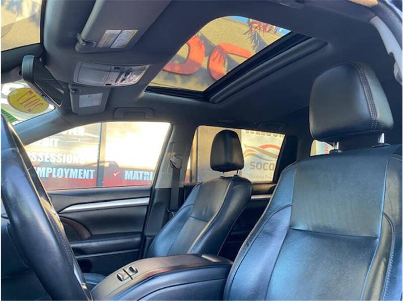 2017 Toyota Highlander