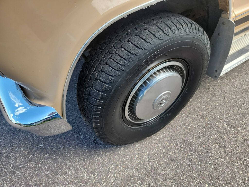 1984 Ford E-Series 74