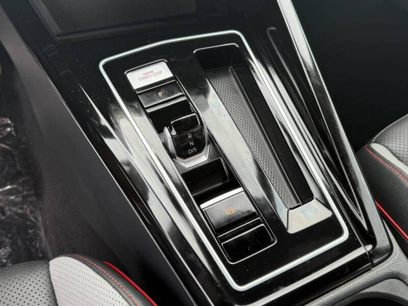 2025 Volkswagen Golf GTI Autobahn