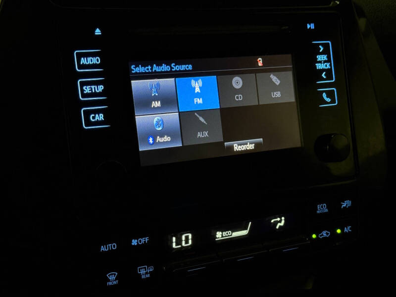 2019 Toyota Prius L Eco