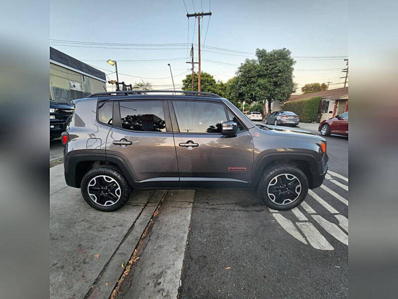 2016 Jeep Renegade Trailhawk
