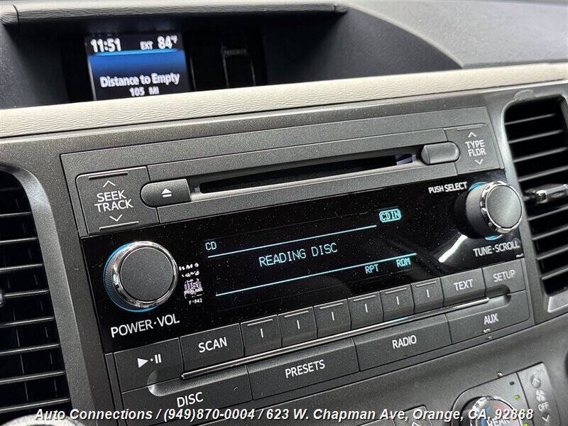 2012 Toyota Sienna LE 8-Passenger