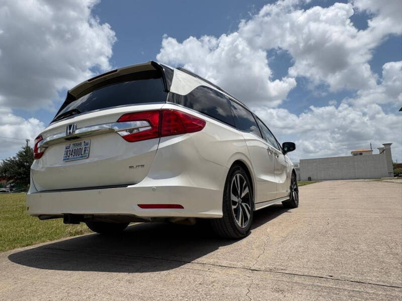 2019 Honda Odyssey Elite