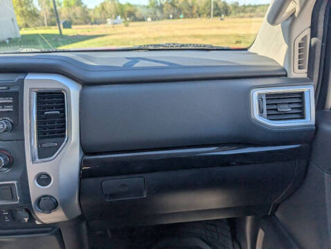 2017 Nissan Titan S