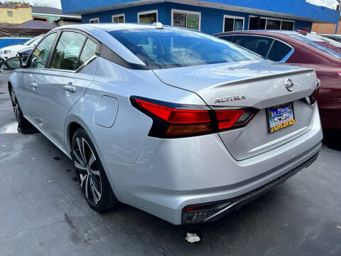 2020 Nissan Altima 2.5 SR