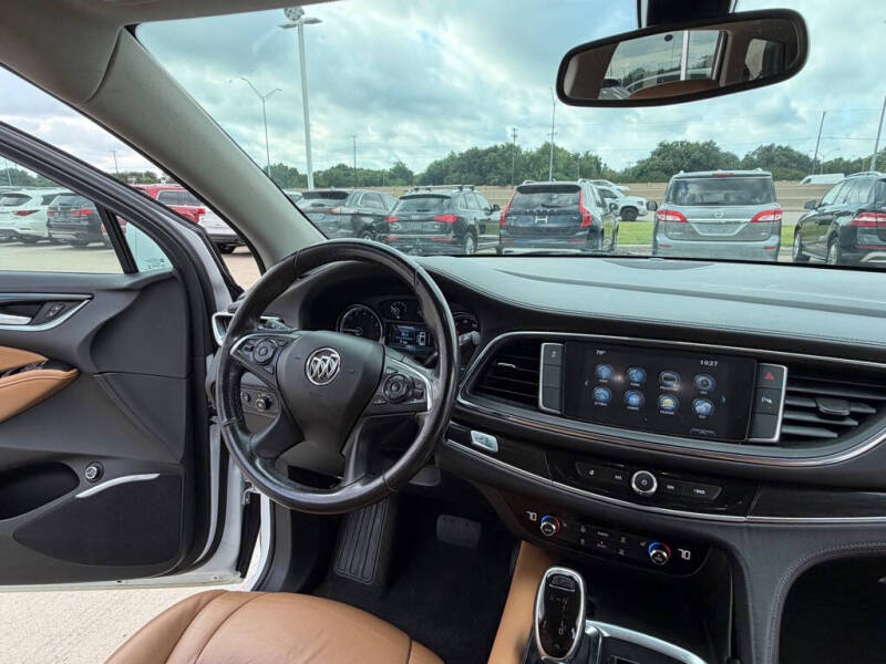 2019 Buick Enclave Essence