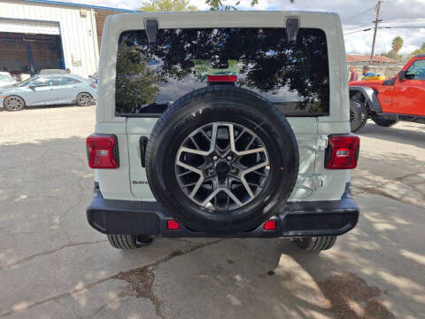 2025 Jeep Wrangler Sahara