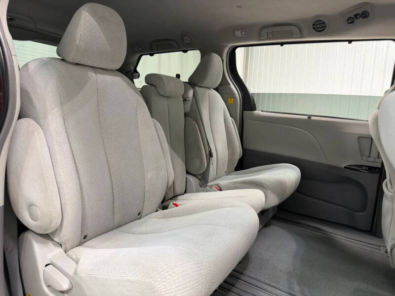 2011 Toyota Sienna