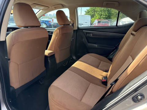 2015 Toyota Corolla LE