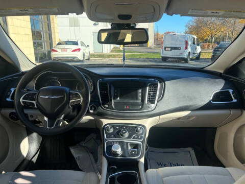 2016 Chrysler 200 Limited