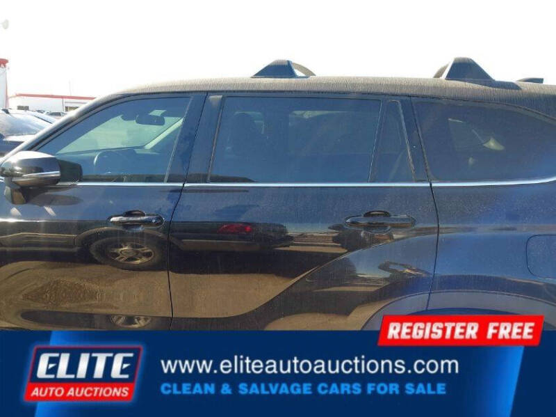 2021 Toyota Highlander LE