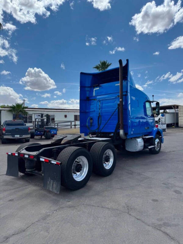 2012 Volvo VNL Tandem